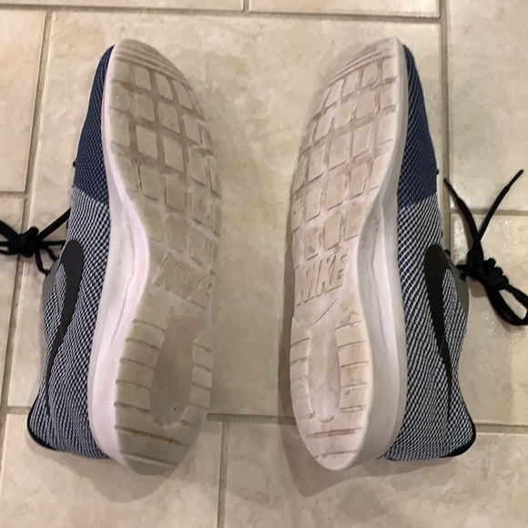 Nike running sneakers - Picture 4 of 4